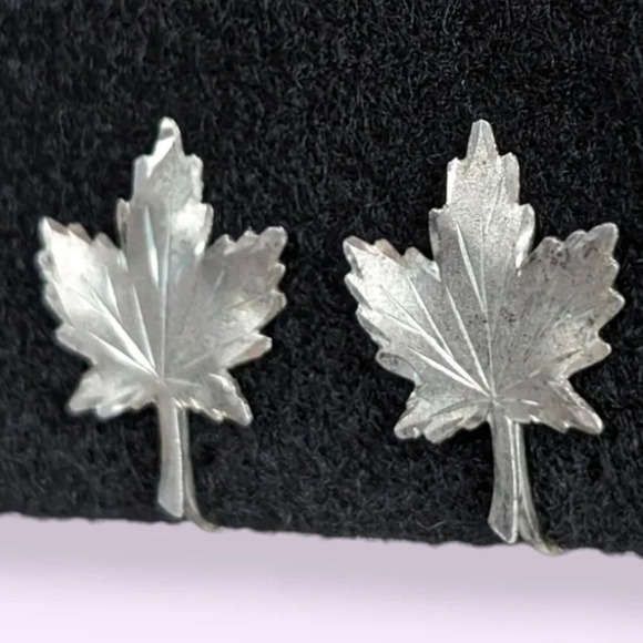 Vintage Sterling Maple Leaf Earrings - Picture 3 of 6